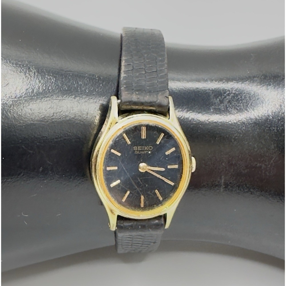 Vintage Seiko Womens Gold 20mm Case Quartz Watch Leather Band -Working